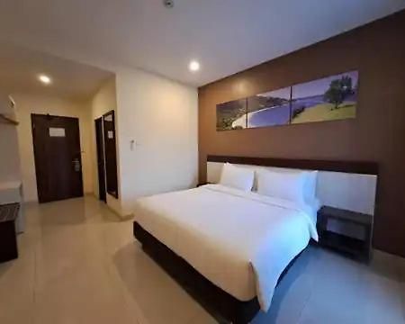 Hotel Simfony Alor Kalabahi Экстерьер фото